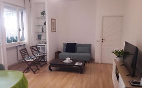 Rizzola Casa E Appartamento Per Vacanze